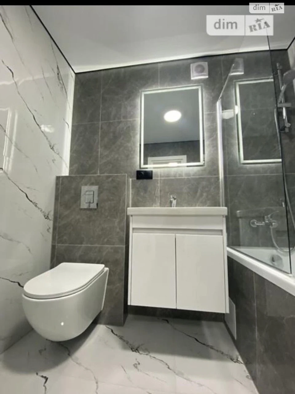 Long-term Rental Apartment East