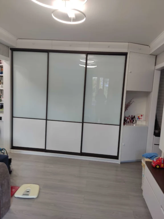 FOR SALE! Sale of an affordable 2-room apartment on Mira Avenue, Dnipro