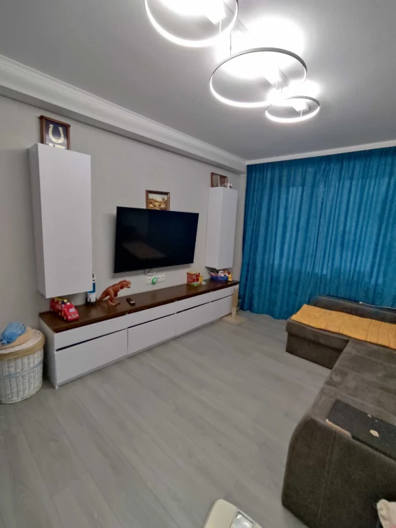БЕЗ КОМІСІЇ! Продаж бюджетної 2-х кімн. кв. пр-т. Міра Дніпр