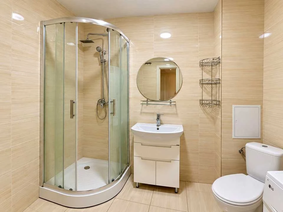 One-room apartment. Nizhnosirovat, Kharkiv Street.