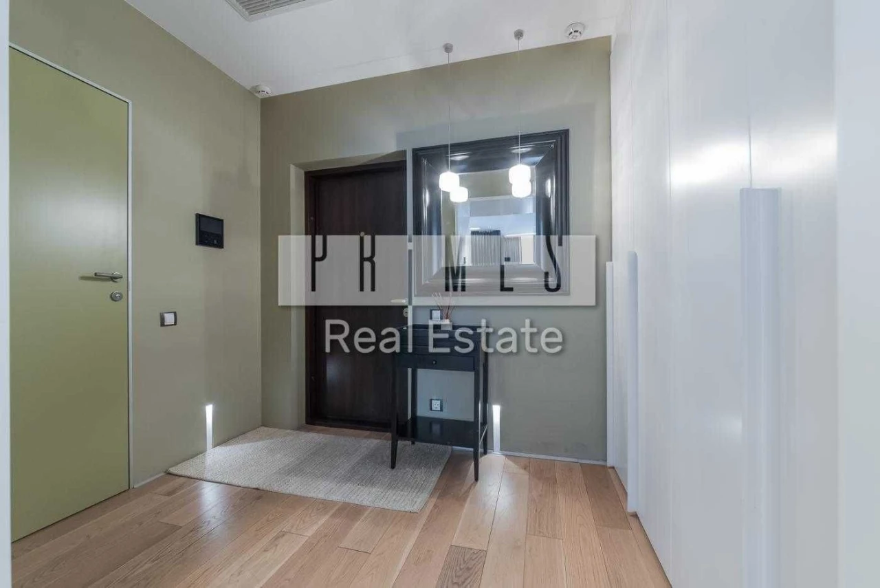 Sale of a 2-room apartment, "Novopechersky Lipky", St. Verkholyada,