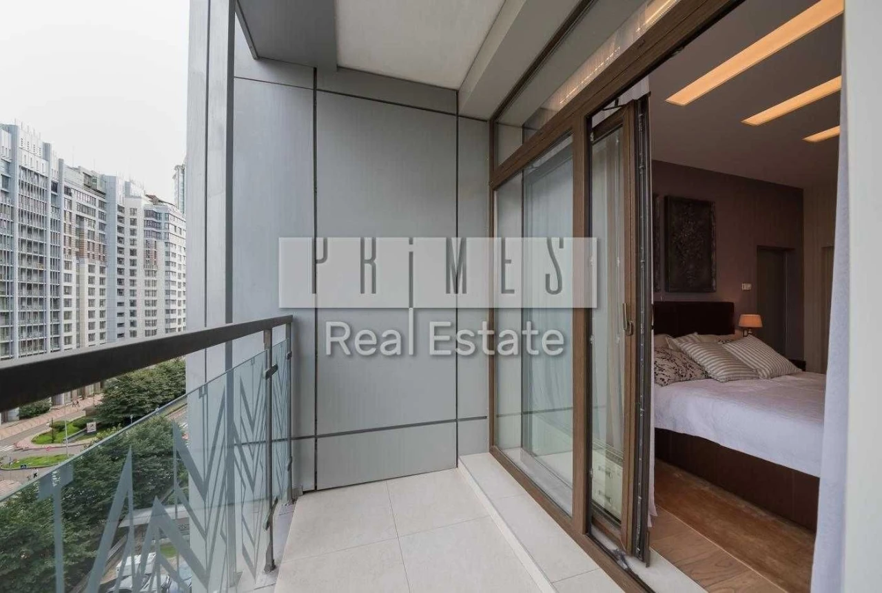 Sale of a 2-room apartment, "Novopechersky Lipky", St. Verkholyada,