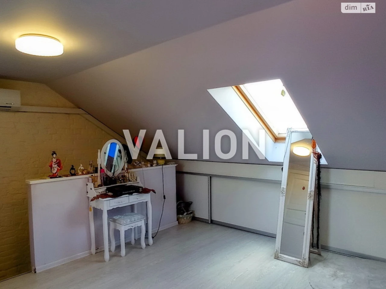 Apartment for sale Zhulyany