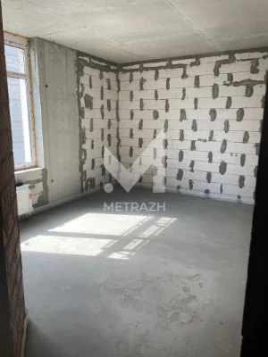 Sale of 2-room apartment without renovation in residential complex "Kryshalevi Dzer"