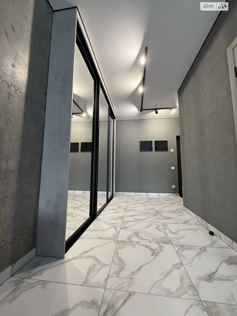 Long-Term Rental Apartment, Mandrykivka