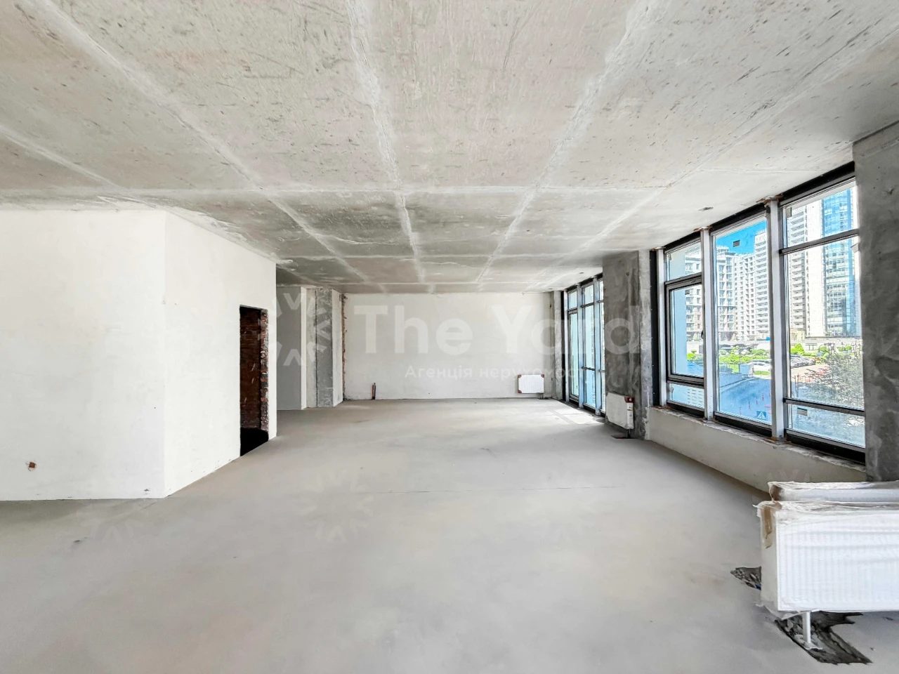 Продажа 119 м², 3 комнаты, Новопечерский Липки, Верхогляда 22
