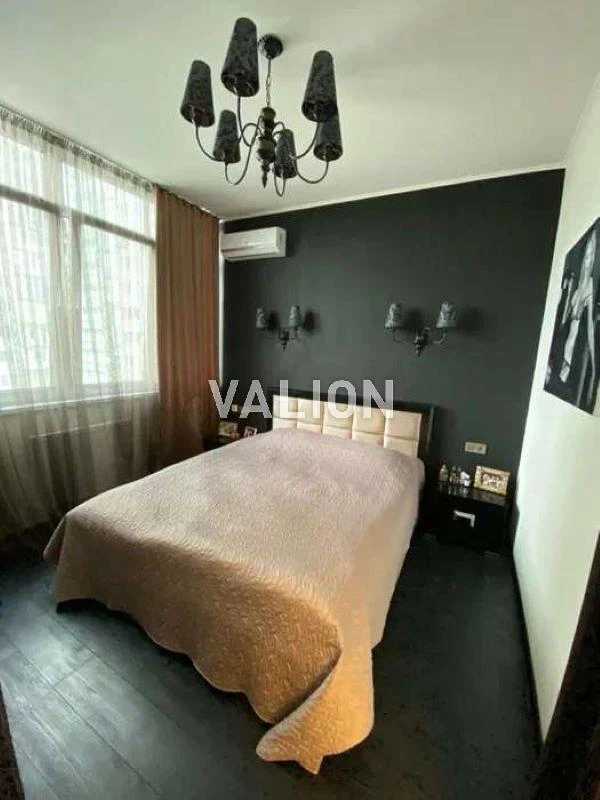 Sale of 2-room apartment at St. Shapovala 2a