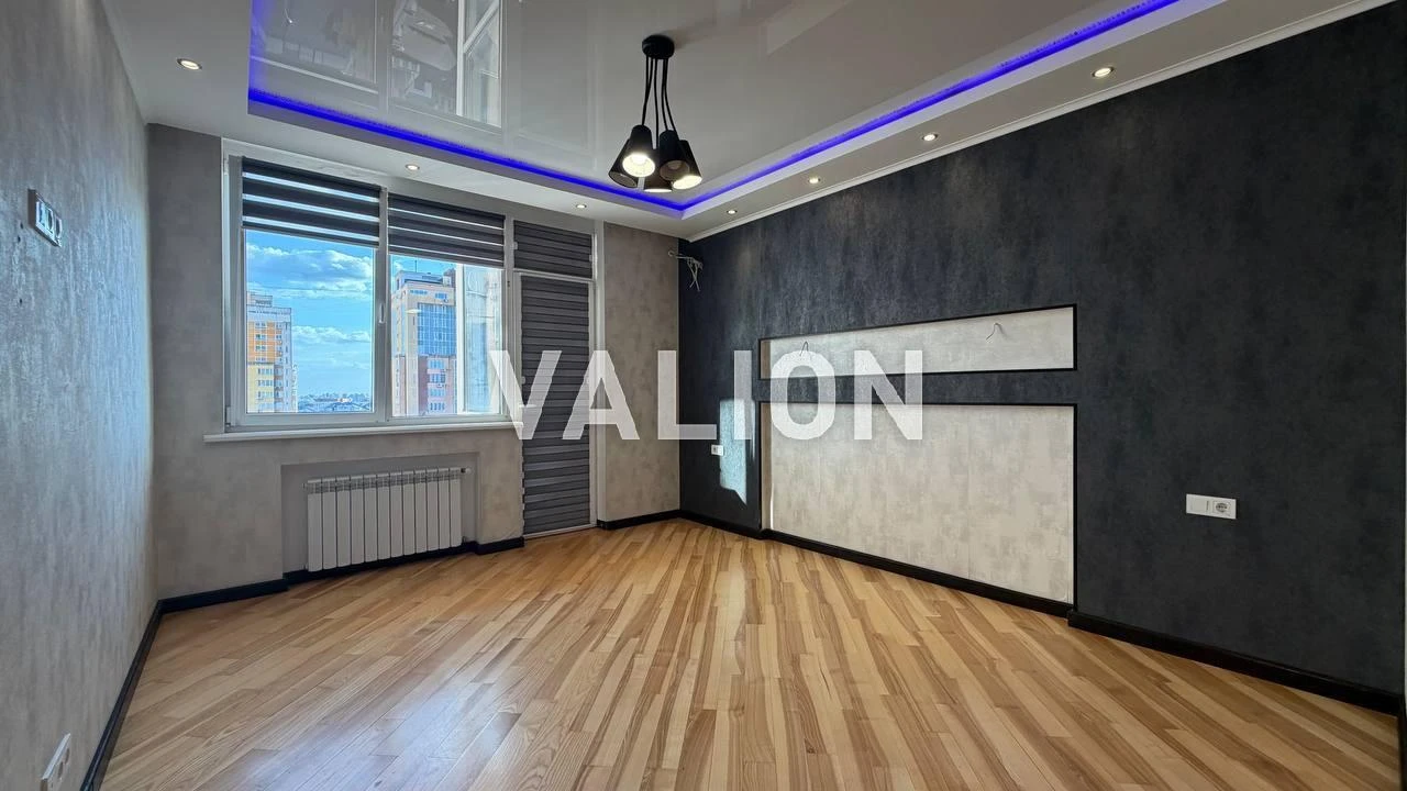 Sale of a bright 2-room apartment in a prestigious area in ЖК Червонозоряний проспект Валерія Лобановського 6-а, Солом’янський район.
