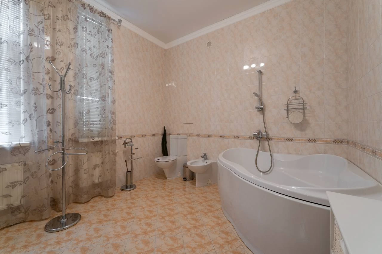Продаж будинку, вул. Улітіна Івана 33а в Києві / W-7466500