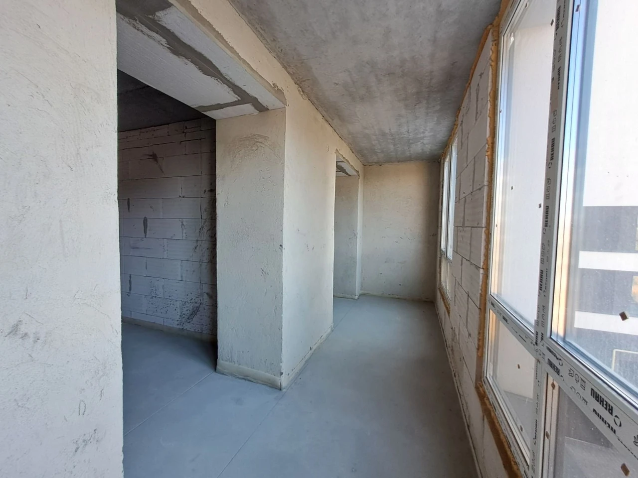 Продаж 2к квартири 61 кв. м на вул. Микулинецька (біля Клено