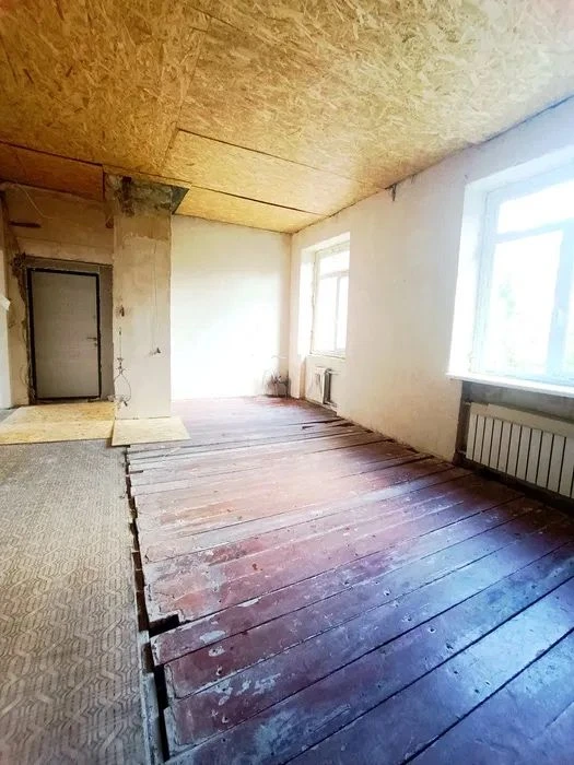 Center‼️ Selling a 2-room apartment on Danilevskogo Street 8 for renovation | m