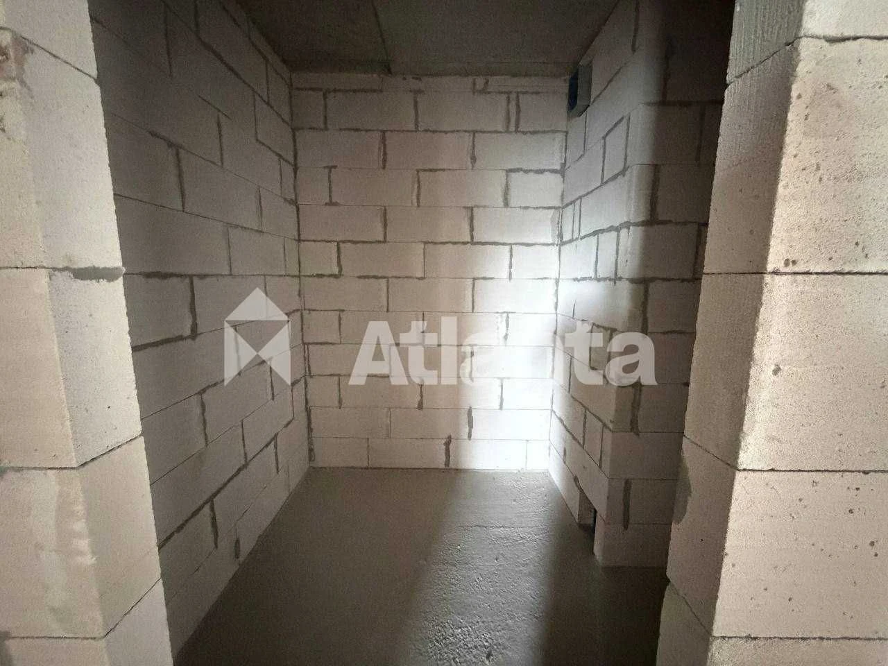 Продаж 2 кім.квартири ЖК Брама у зданій секції.