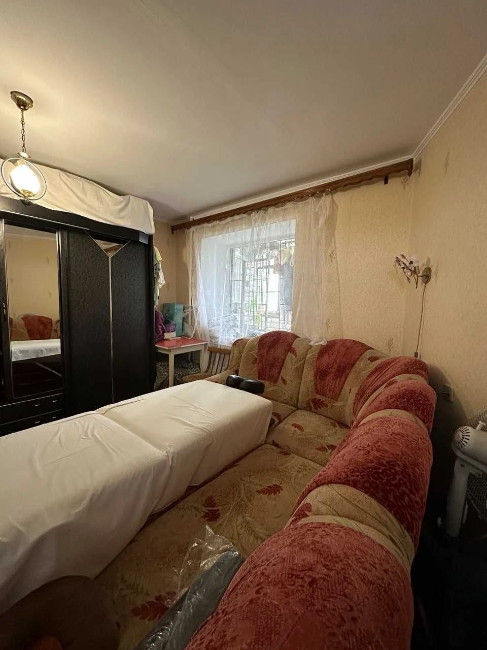 Продам від власника 4-кімн квартиру в Чернігові (91кв. м.)