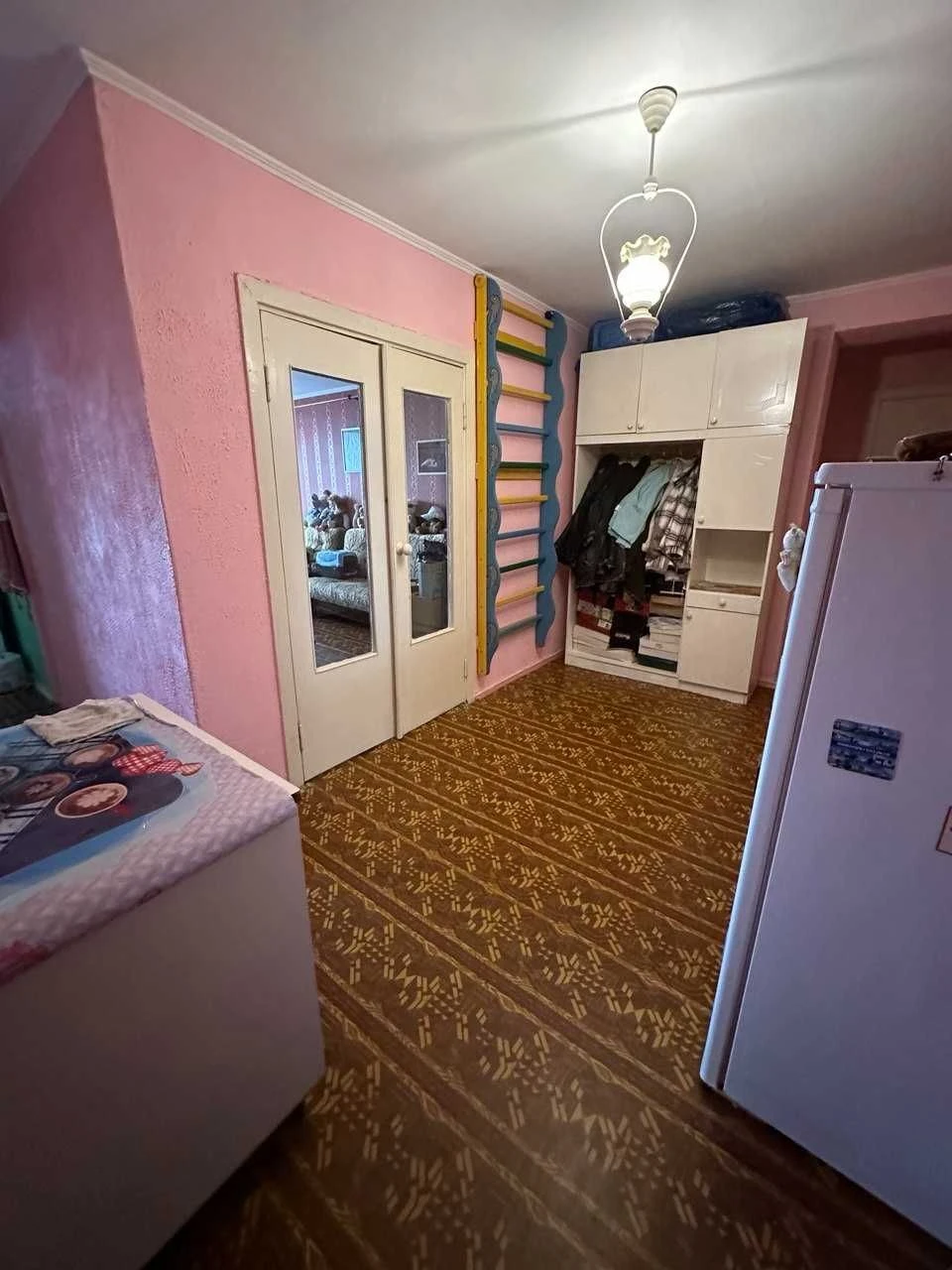 Продам від власника 4-кімн квартиру в Чернігові (91кв. м.)