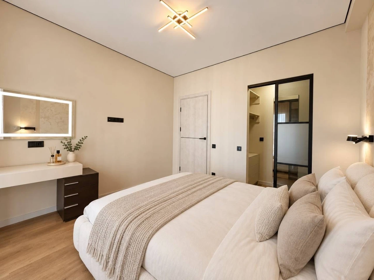 FOR SALE | 1-room apartment in residential complex "Nova Angli"
