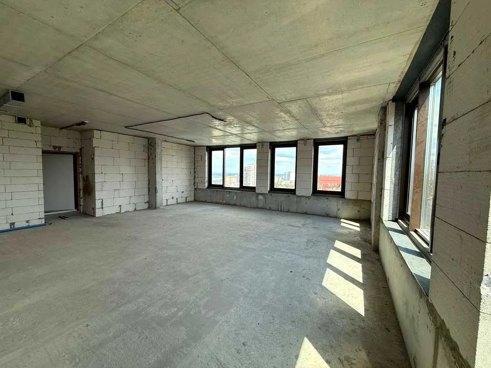 Apartment. Dnipro, Shevchenko St., (House)