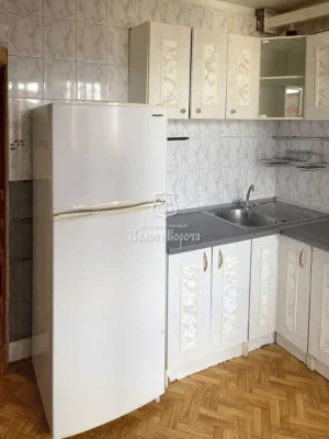 Квартира, 1к. Под ремонт. Райдужна, 17а, Райдужний, Днепровск