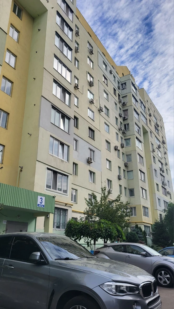 Individual heating!! ЖК Лебединська, metro Sportyvna
Sale