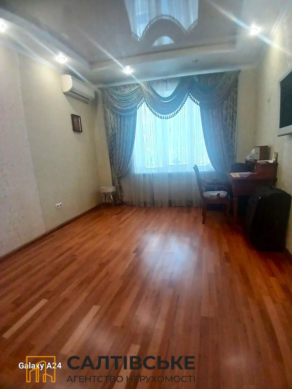 194-OM For Sale: 2-Bedroom Apartment in the Center of Gosprom, Scientific