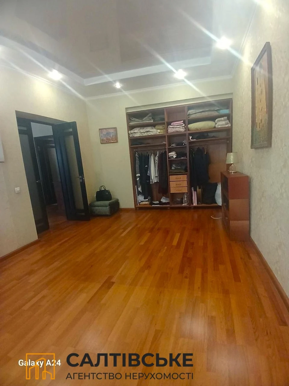 194-OM For Sale: 2-Bedroom Apartment in the Center of Gosprom, Scientific