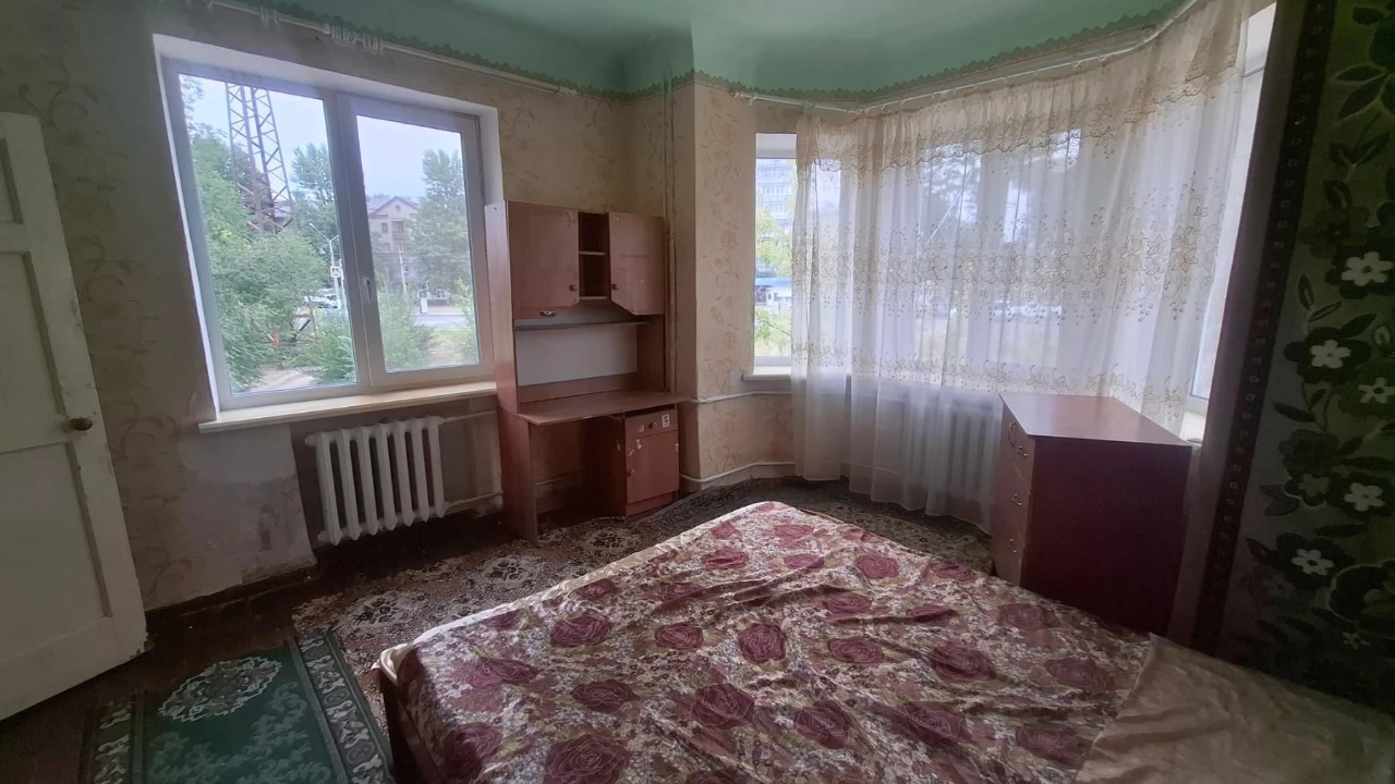 For Sale: 3-Bedroom Apartment, Saltiv Avenue, 12, Saltivka