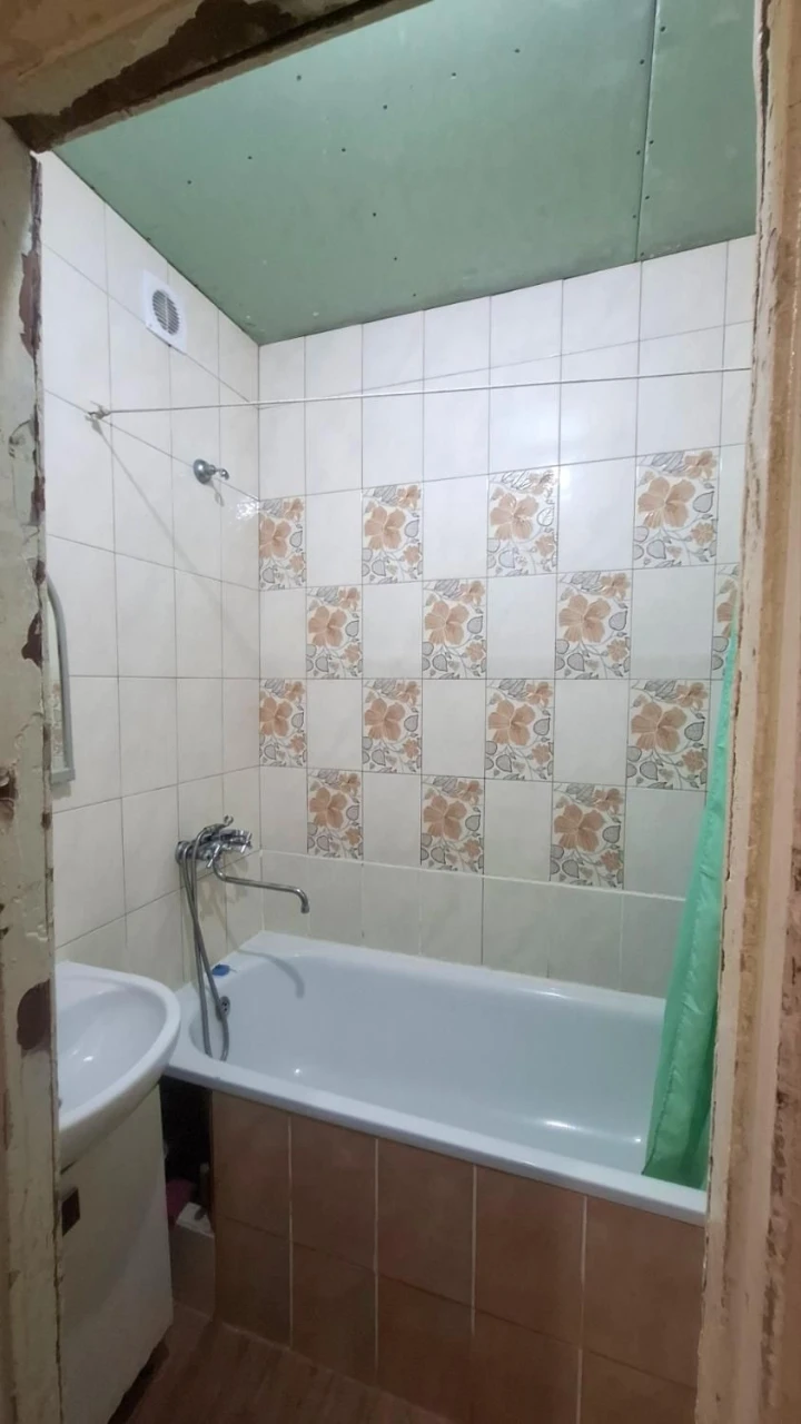 For Sale: 3-Bedroom Apartment, Saltiv Avenue, 12, Saltivka