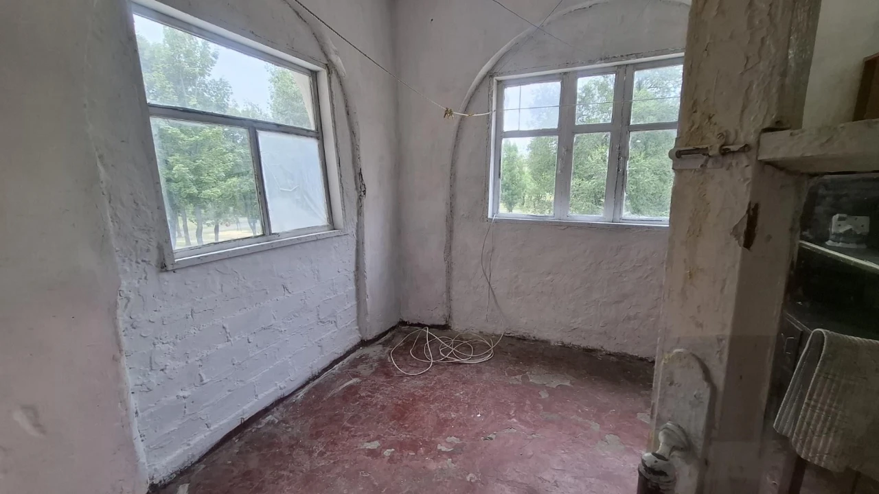 For Sale: 3-Bedroom Apartment, Saltiv Avenue, 12, Saltivka