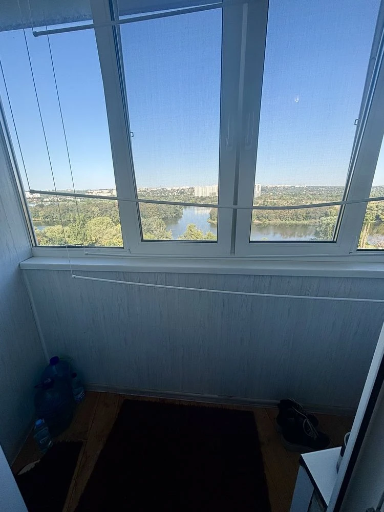 Продам 1 ком. квартиру 522 м /р «Пески»
