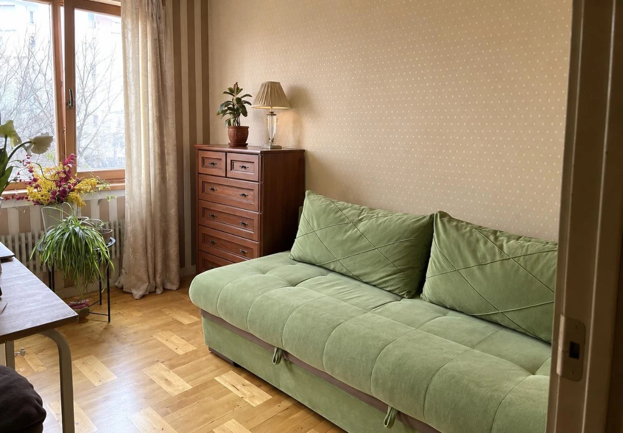 Продажа 2 комн. квартиры, рядом метро, Алексеевка