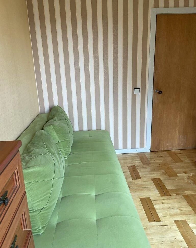 Продажа 2 комн. квартиры, рядом метро, Алексеевка