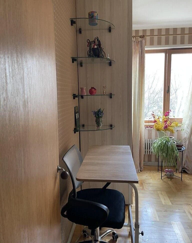 Продажа 2 комн. квартиры, рядом метро, Алексеевка