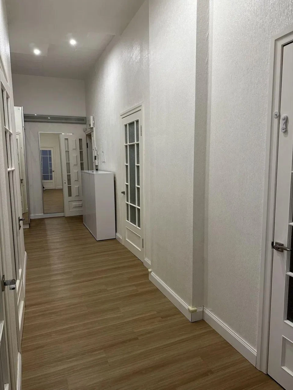 Продажа 5 комн.квартиры+ гараж, метро Ярослава Мудрого рядом