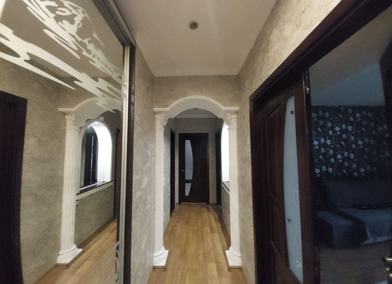 For sale: 2-room apartment, Klochkovskaya St., 191A, Pavlovka