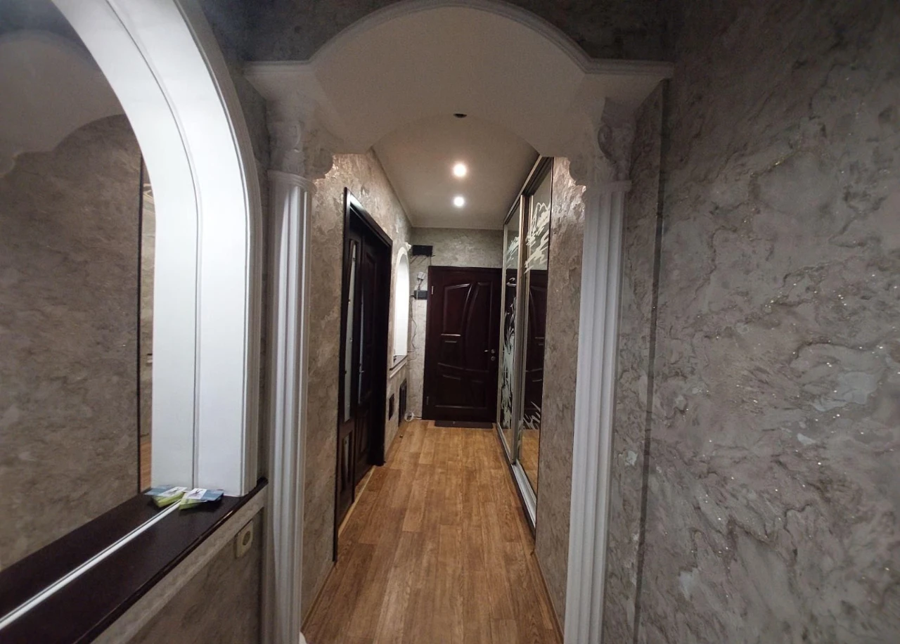 For sale: 2-room apartment, Klochkovskaya St., 191A, Pavlovka