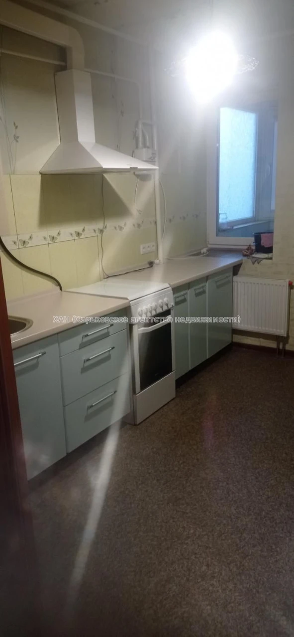 New building, 1 room, 36 sq. m., Saltovskaya metro station, 15 min walk. Brick house.