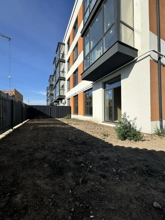 Продаж! Двохкімнатна квартира з ділянкою 2 сот.