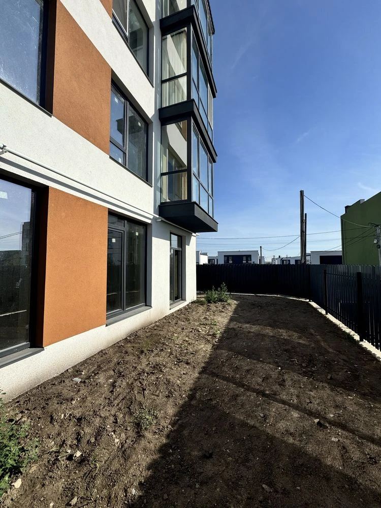 Продаж! Двохкімнатна квартира з ділянкою 2 сот.