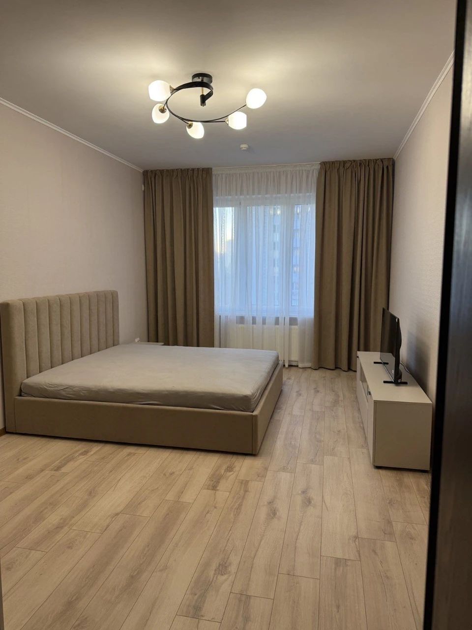 Rent of a spacious one-room apartment in the Navigato residential complex