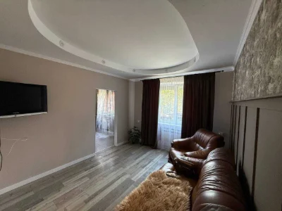 FOR RENT: 3-room apartment ‼️