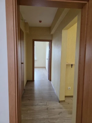 Rent 3-room apartment. Urlivska 20, Pozniaky.