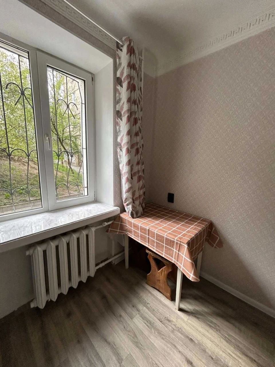 Rent 2-room apartment on Yerevan Street