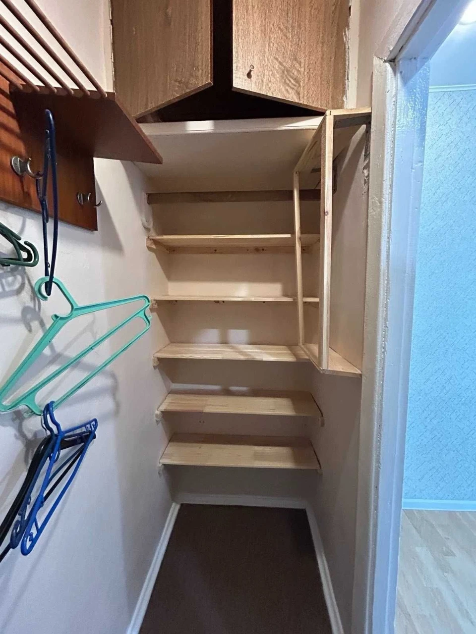 Rent 2-room apartment on Yerevan Street