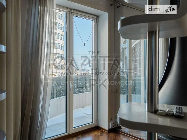 Long-term rental of a 3-room apartment on Blvd. Lesya Ukrainky 7B • I