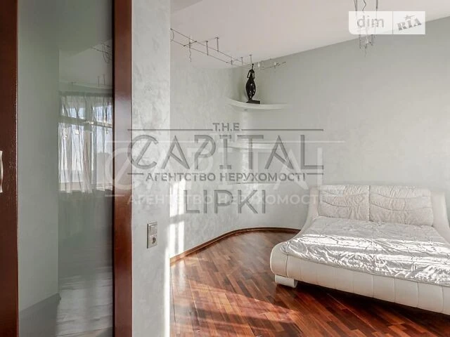 Long-term rental of a 3-room apartment on Blvd. Lesya Ukrainky 7B • I