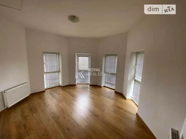 Long-term rental of a house from an agent on Strateg Road