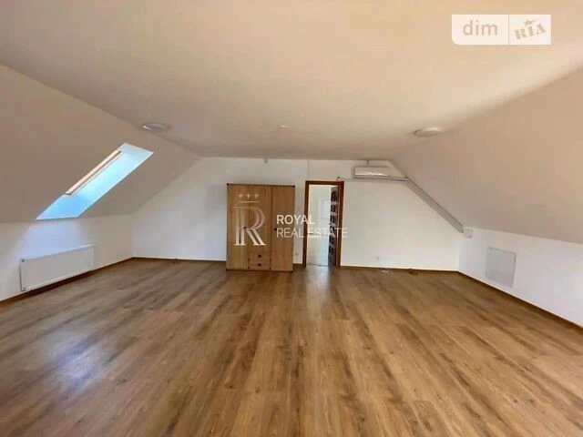 Long-term rental of a house from an agent on Strateg Road