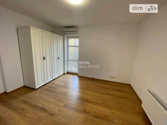 Long-term rental of a house from an agent on Strateg Road