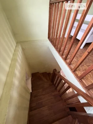Long-term rental of a house from the owner with a veranda on St.
