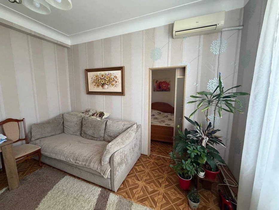 Продам 3 комн. квартиру проспект Науки / Гагарина