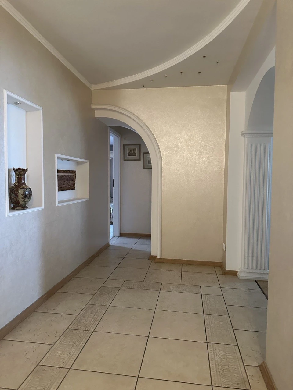 Rent 3 room apartment St. Topoleva, 4 130m renovated